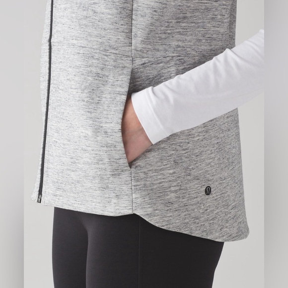 Lululemon Going Places Heathered Gray Vest 6 - Picture 4 of 12